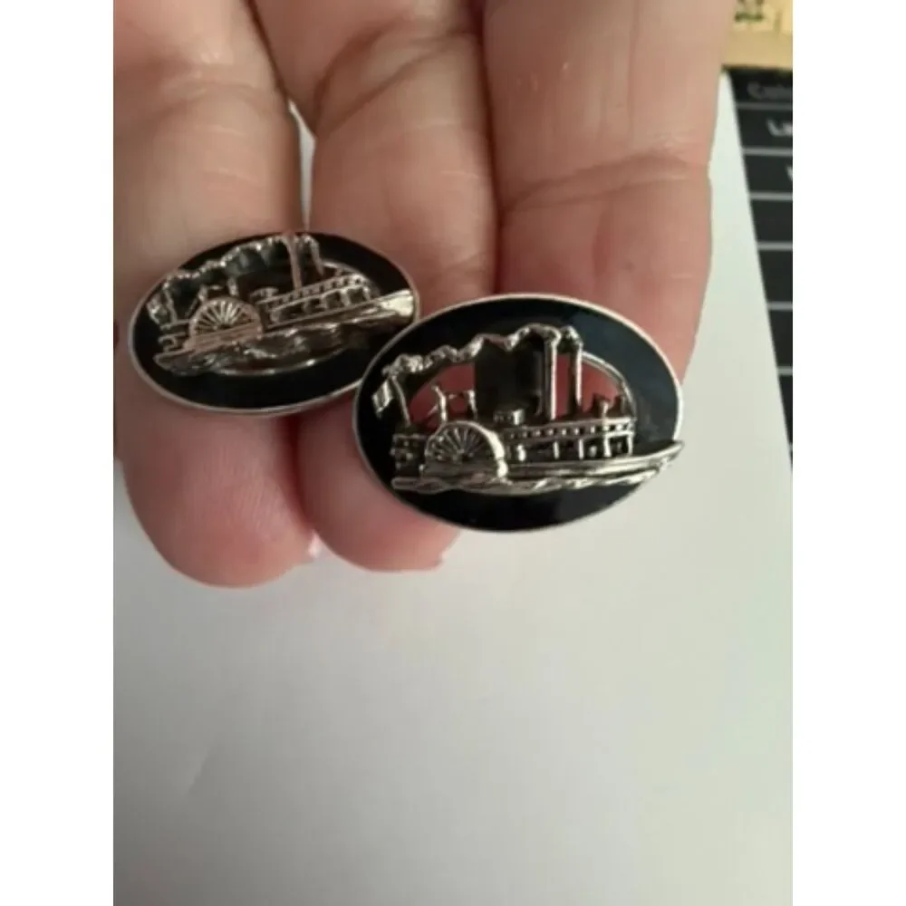 vtg. silver tone steamboat cufflinks
